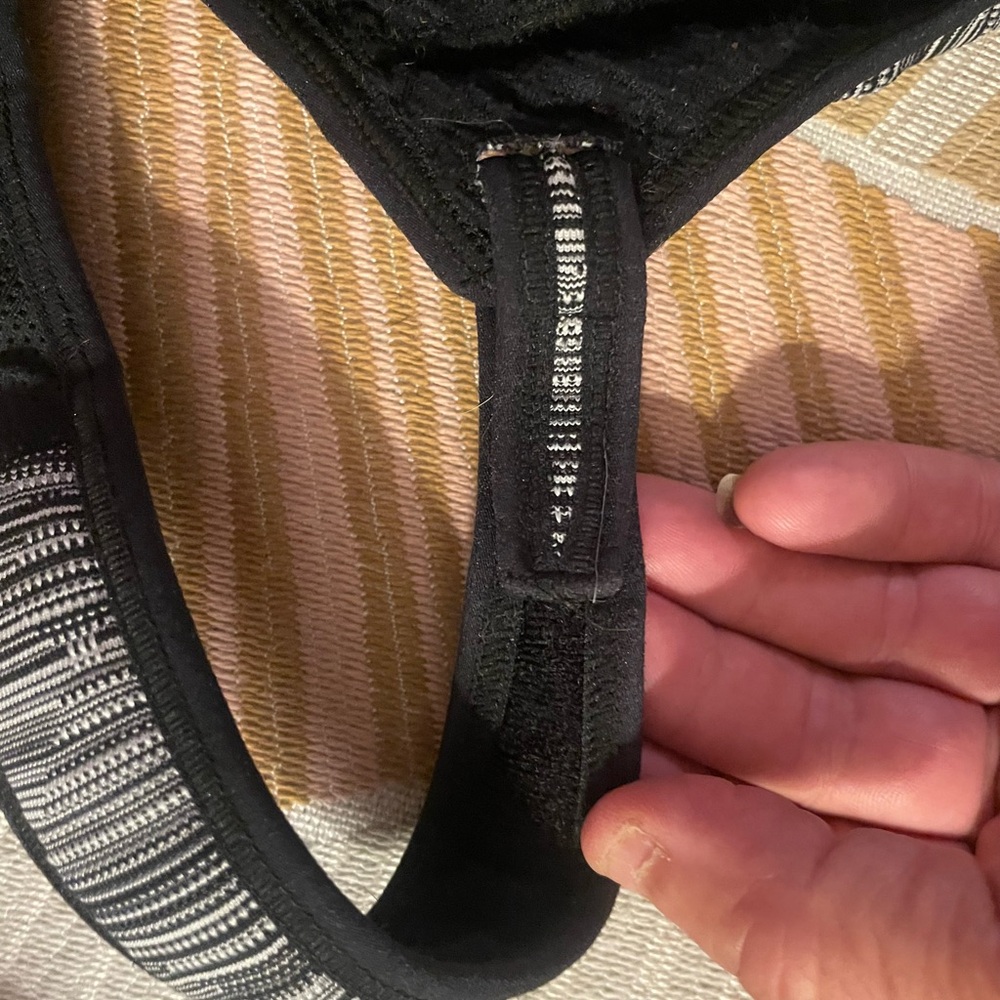 Sports bra - Picture 4 of 6